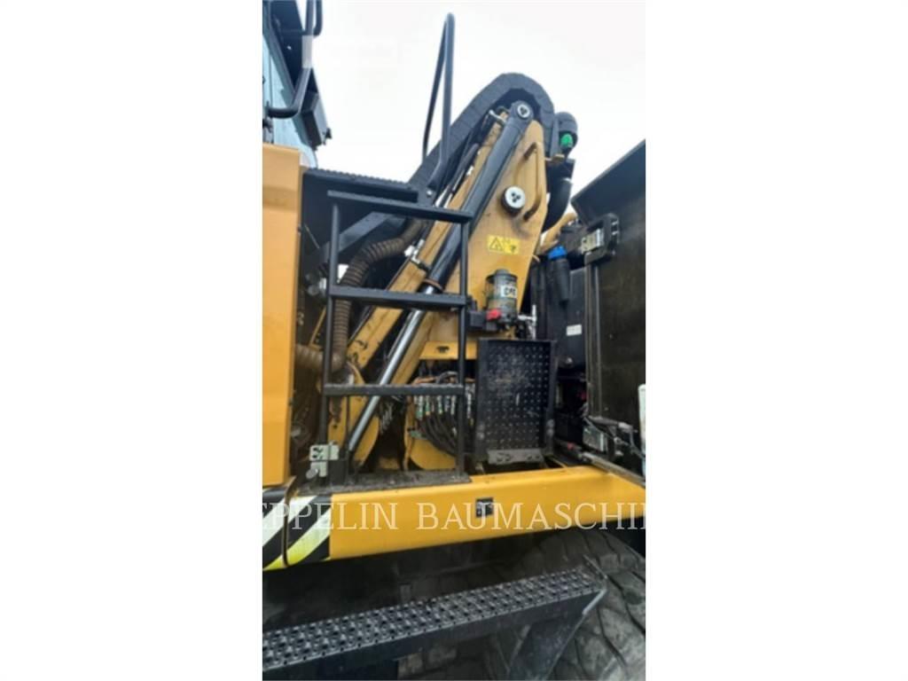 CAT MH3024-06C Demolition excavators