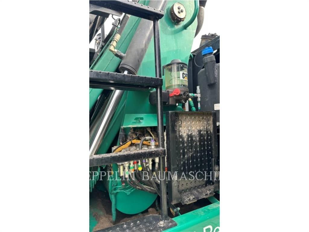 CAT MH3024-06C Demolition excavators