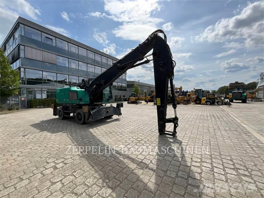CAT MH3024-06C Demolition excavators