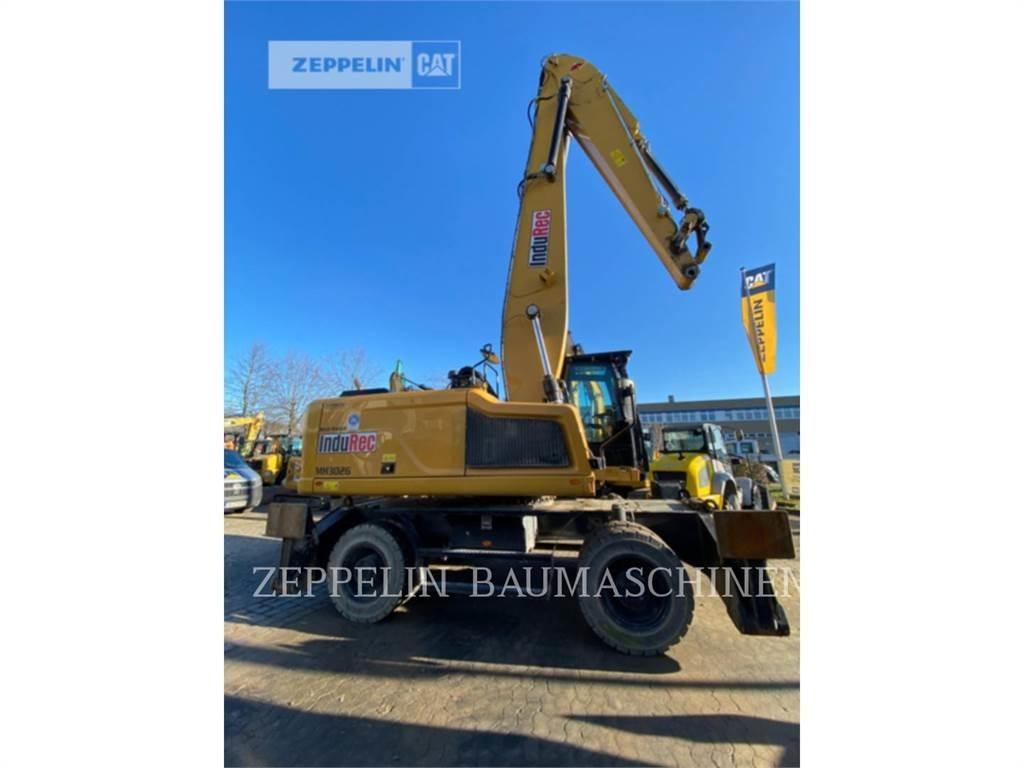 CAT MH3026-06C Demolition excavators