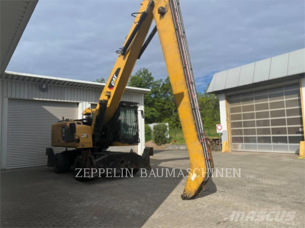 CAT MH3026-06C Demolition excavators