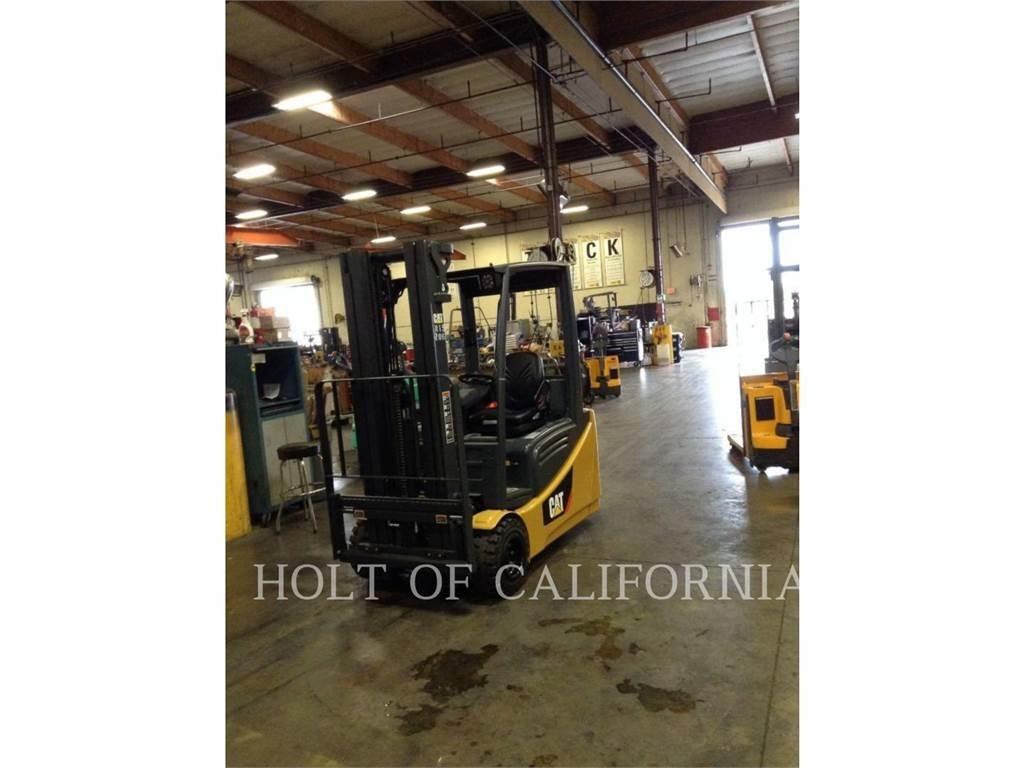 CAT MITSUBISHI 2ET4000 Electric forklift trucks