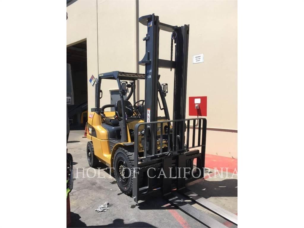 CAT MITSUBISHI DP40N1 Diesel trucks