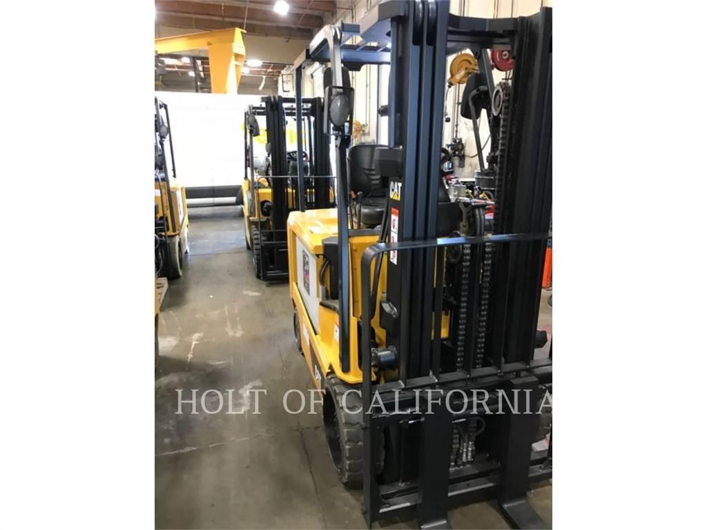 CAT MITSUBISHI EC30N3 Electric forklift trucks
