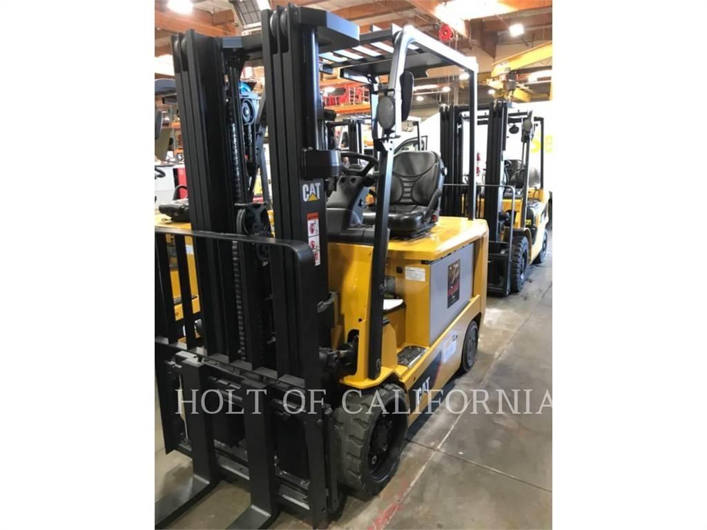 CAT MITSUBISHI EC30N3 Electric forklift trucks