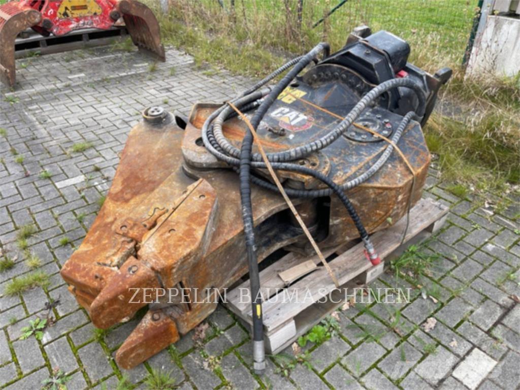 CAT MP318 Crushers
