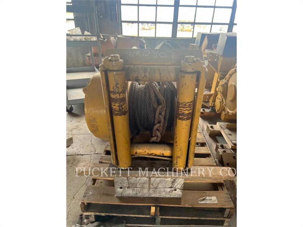 CAT PA40 Winches