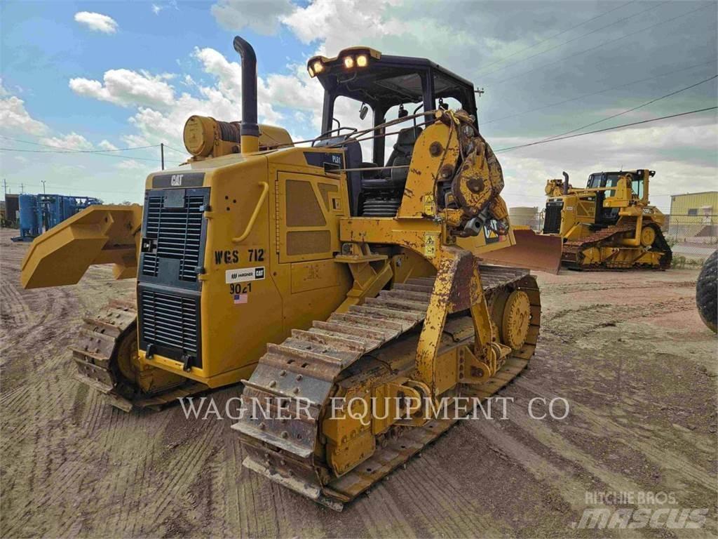 CAT PL61 Pipelayer dozers