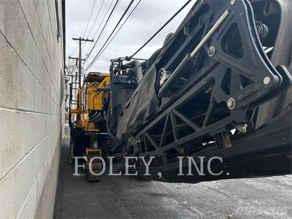 CAT PM622 Asphalt cold milling machines