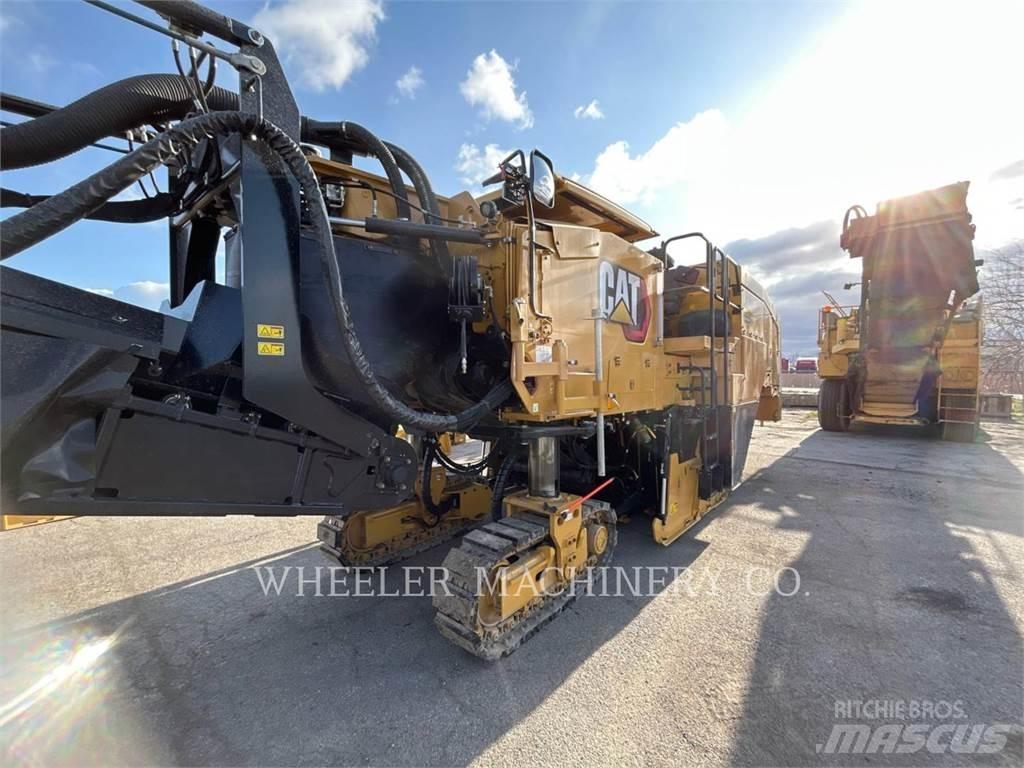 CAT PM822 Asphalt cold milling machines