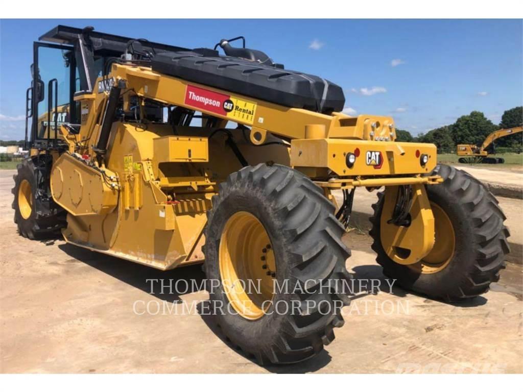 CAT RM400 Asphalt recycling