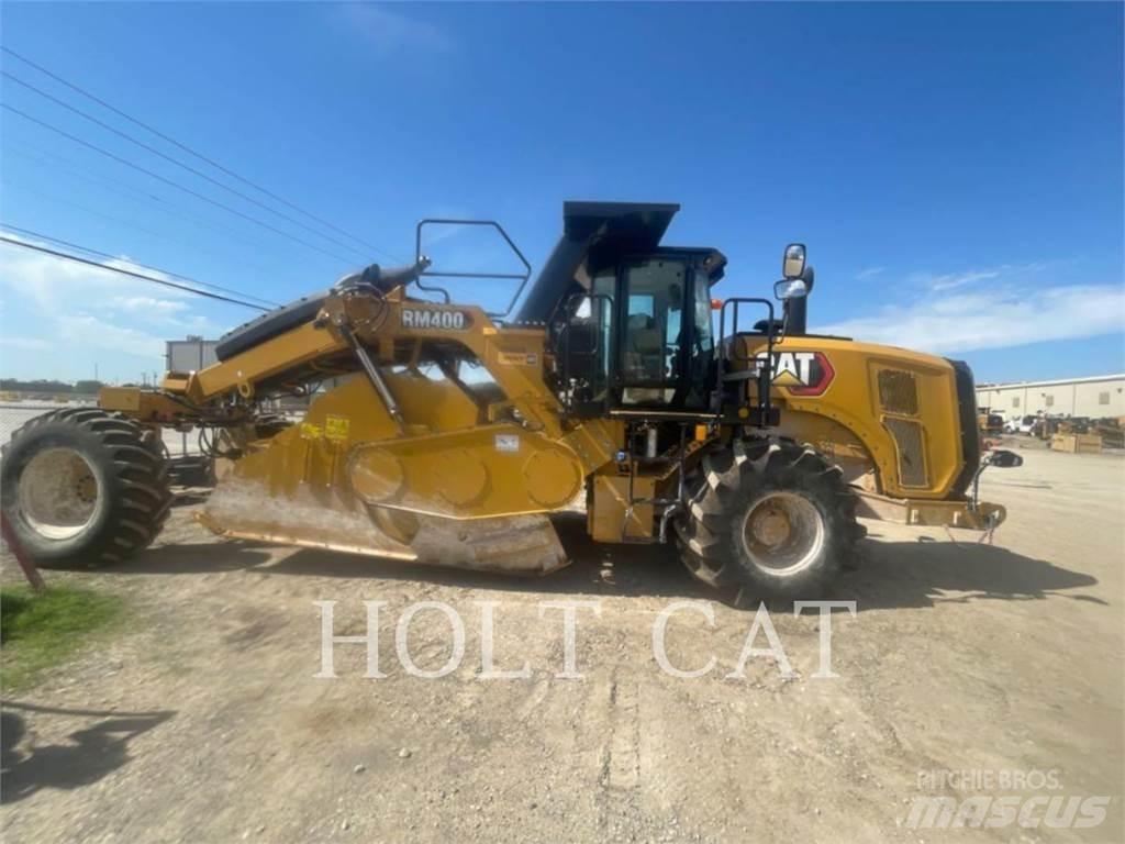CAT RM400 CAB Asphalt recycling