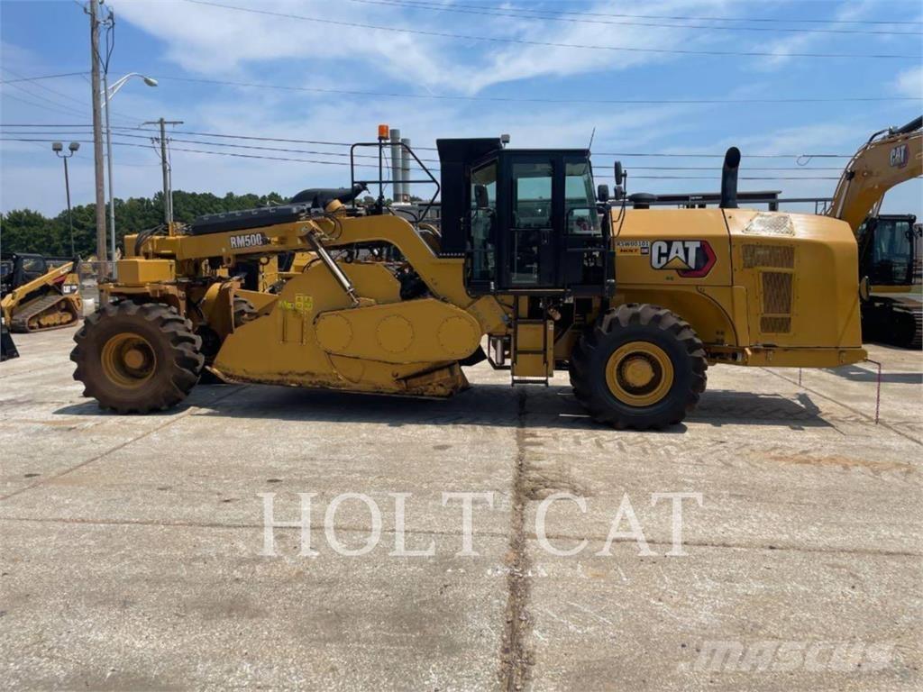 CAT RM500 CAB Asphalt recycling