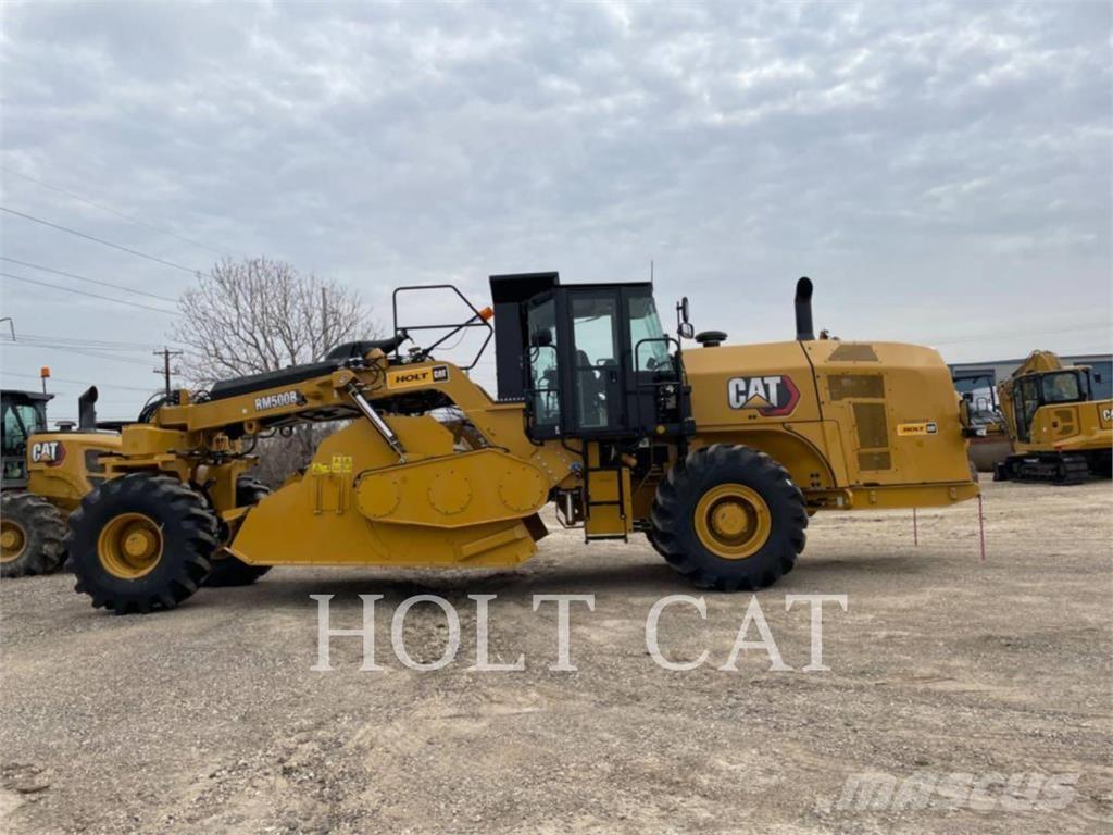 CAT RM500B CAB Asphalt recycling