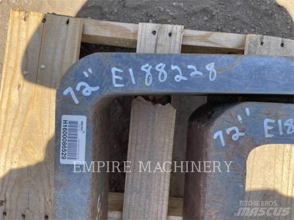 CAT TH TNS72 Forks