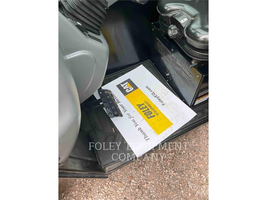 CAT TH255C Telescopic handlers