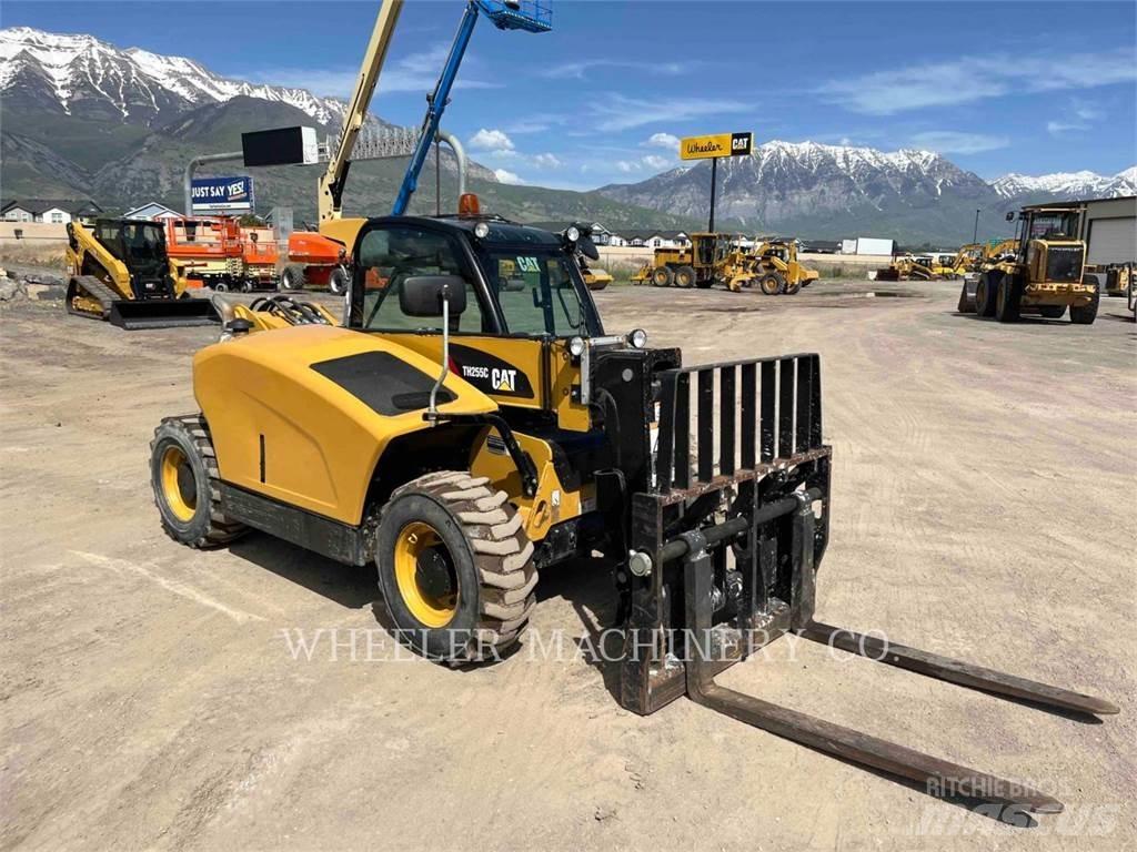 CAT TH255C CB Telescopic handlers