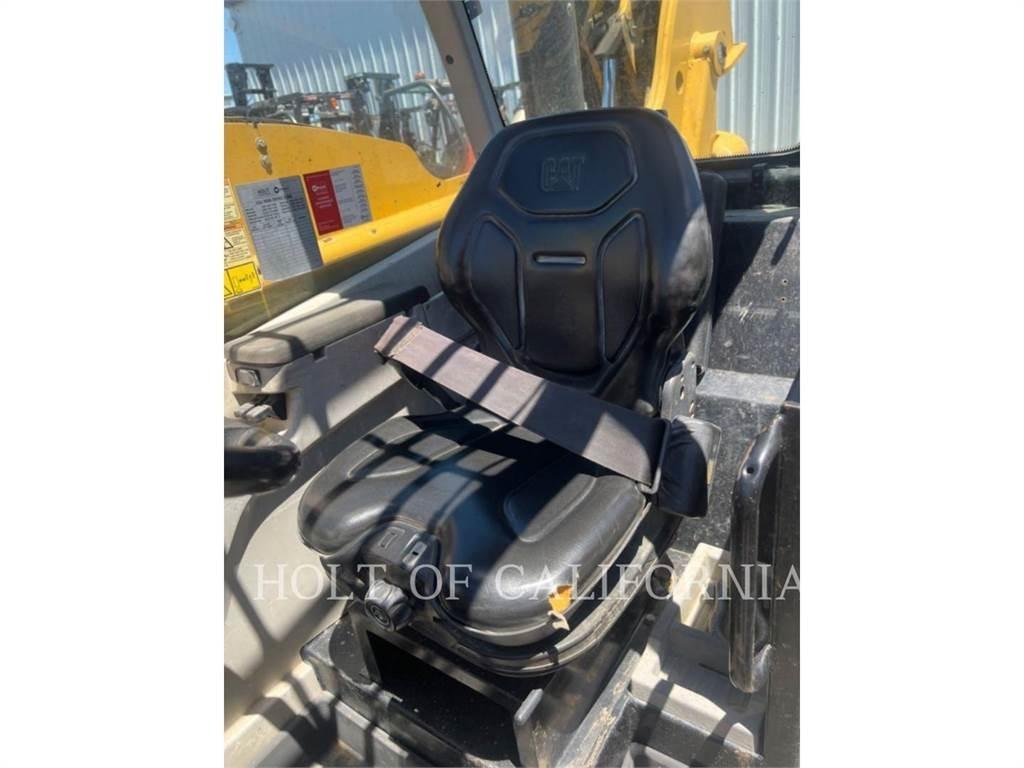 CAT TL1055 Telescopic handlers