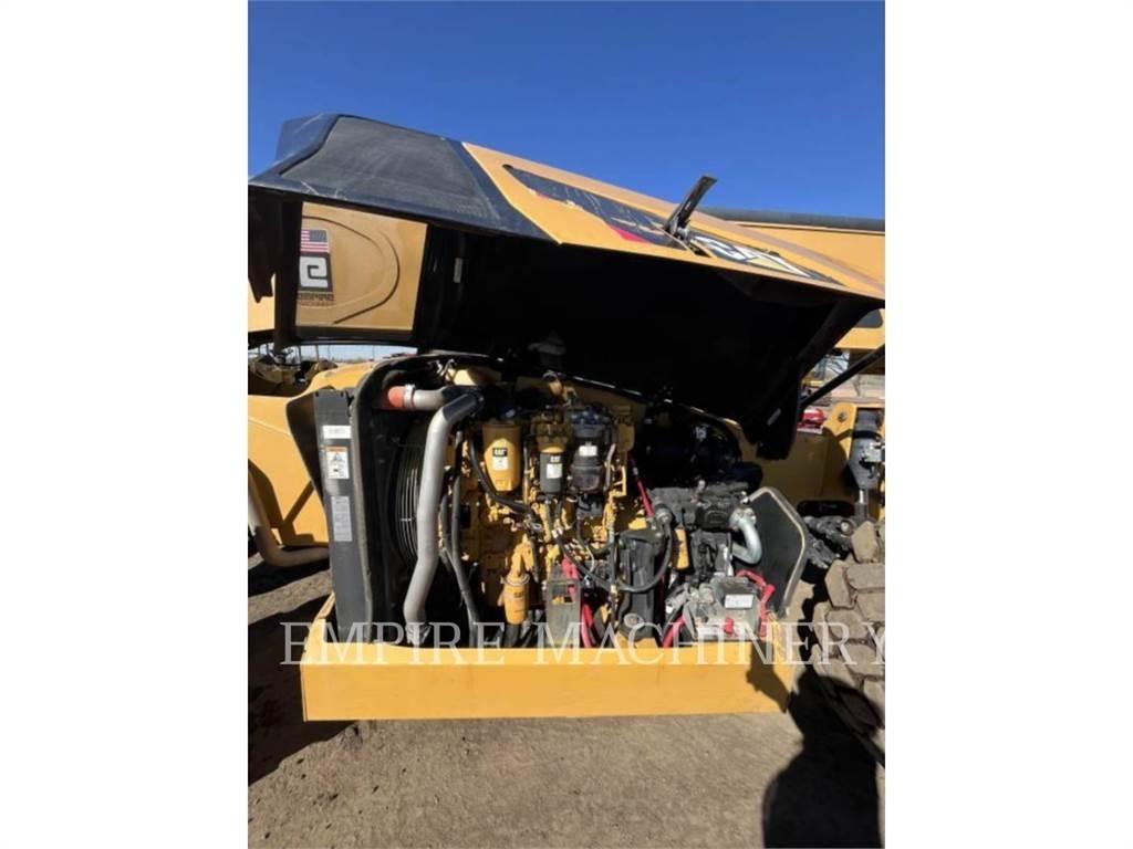 CAT TL1055D Telescopic handlers