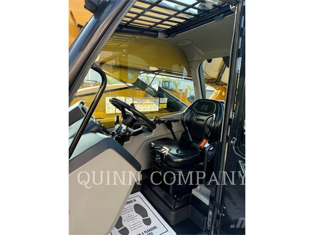 CAT TL1055D Telescopic handlers