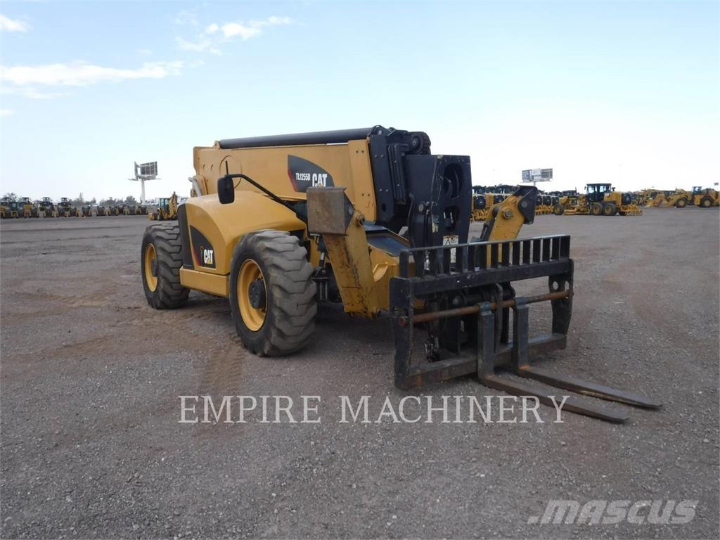 CAT TL1255D Telescopic handlers