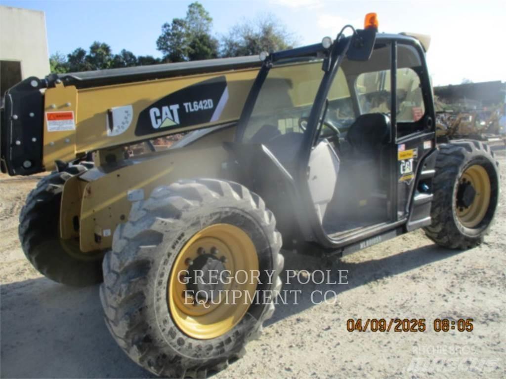 CAT TL642D Telescopic handlers