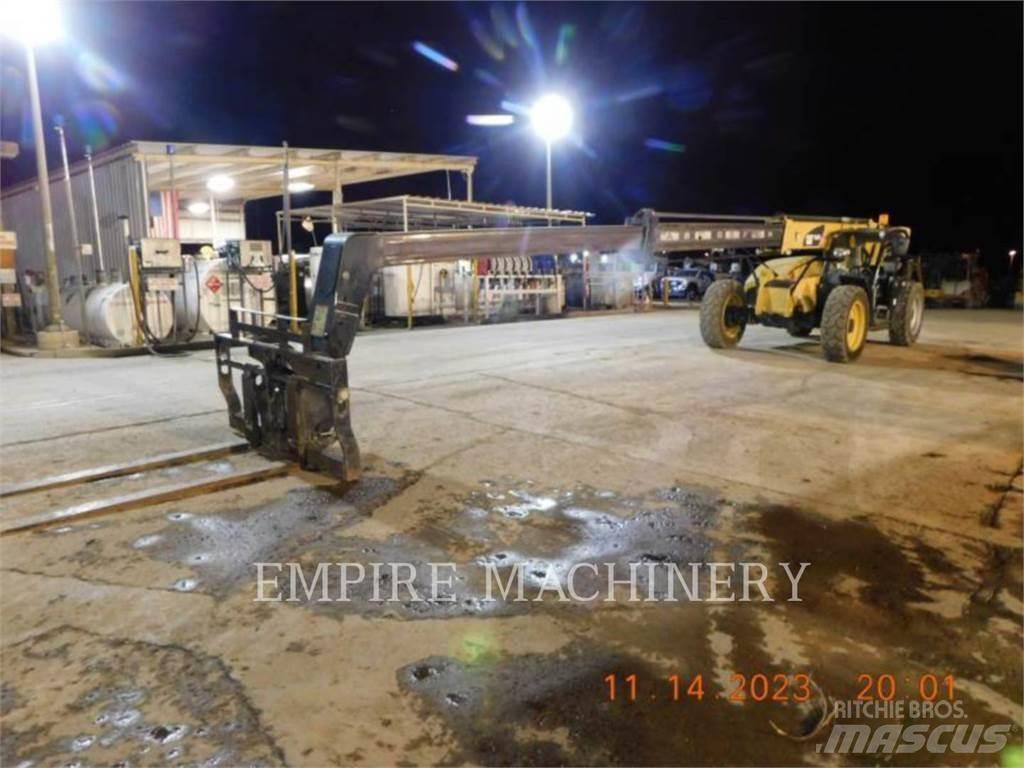 CAT TL642D Telescopic handlers