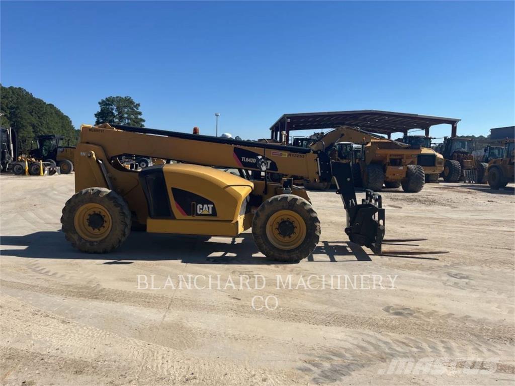 CAT TL642D Telescopic handlers