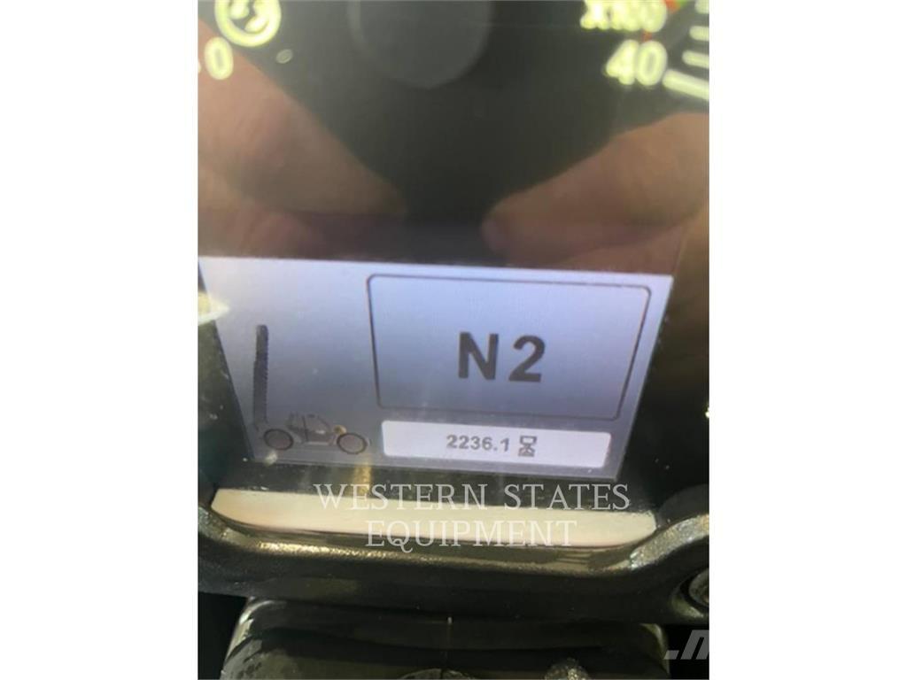 CAT TL642D Telescopic handlers