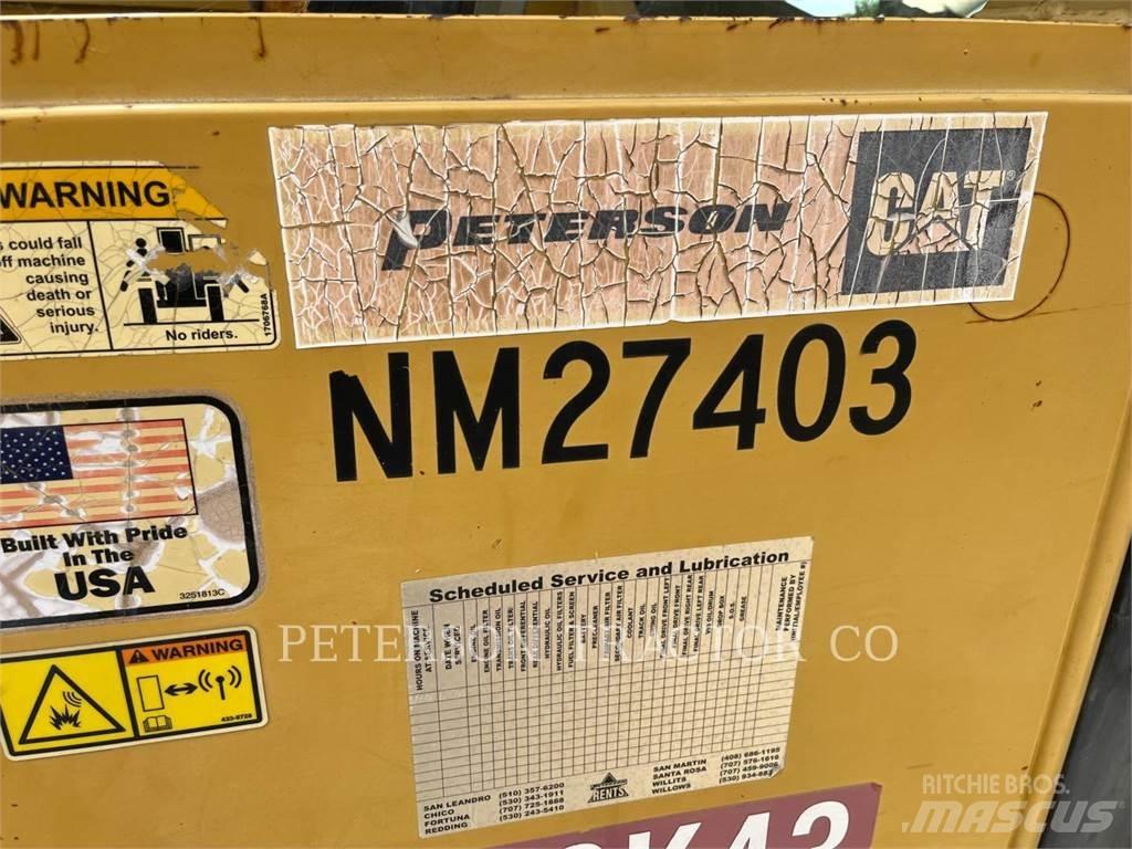 CAT TL943 Telescopic handlers