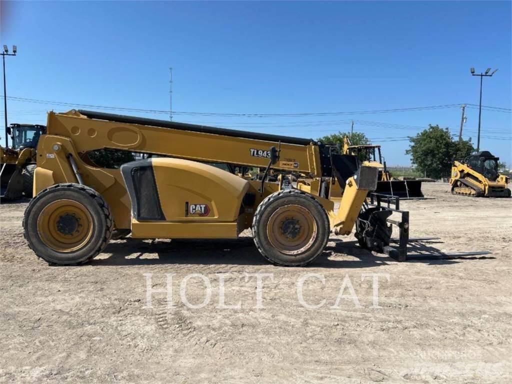 CAT TL943 Telescopic handlers