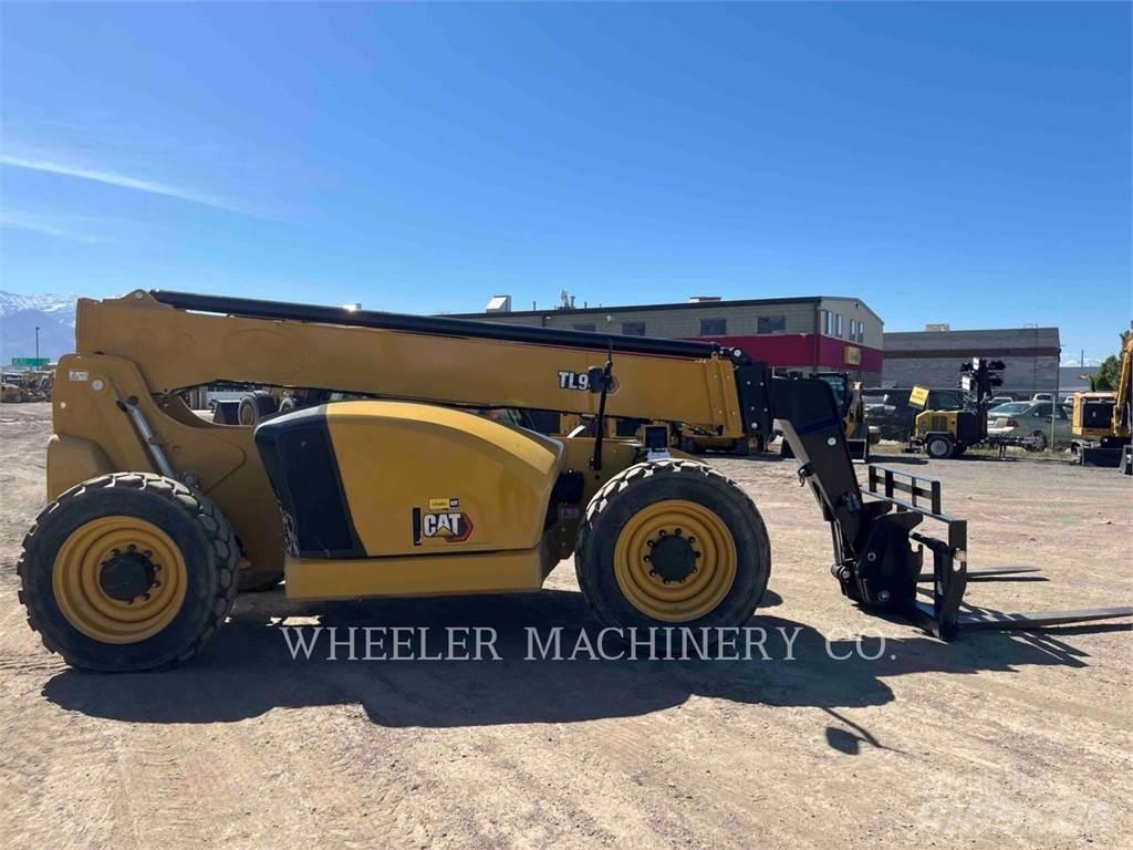 CAT TL943 CB Telescopic handlers