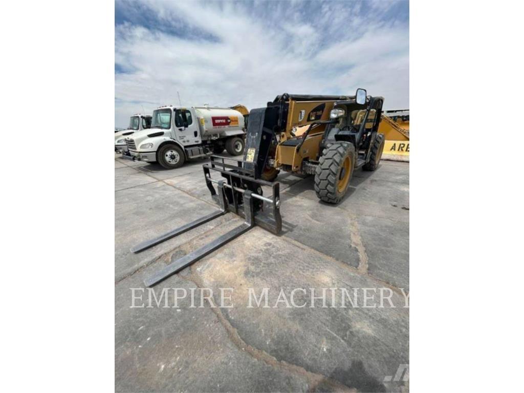 CAT TL943D Telescopic handlers