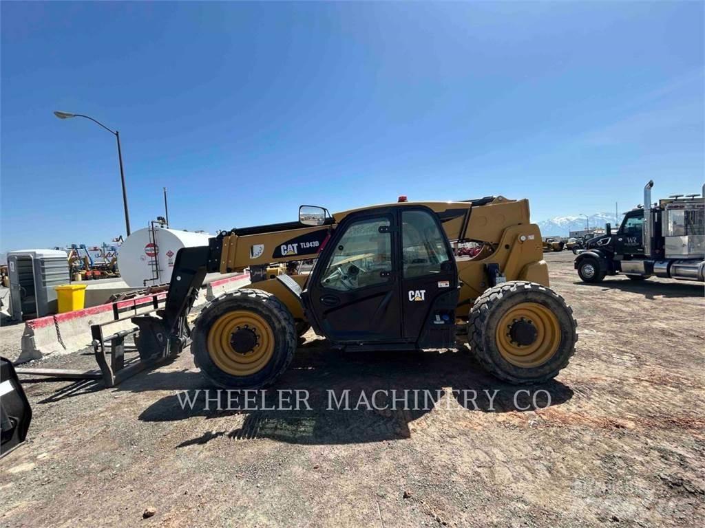 CAT TL943D CB Telescopic handlers