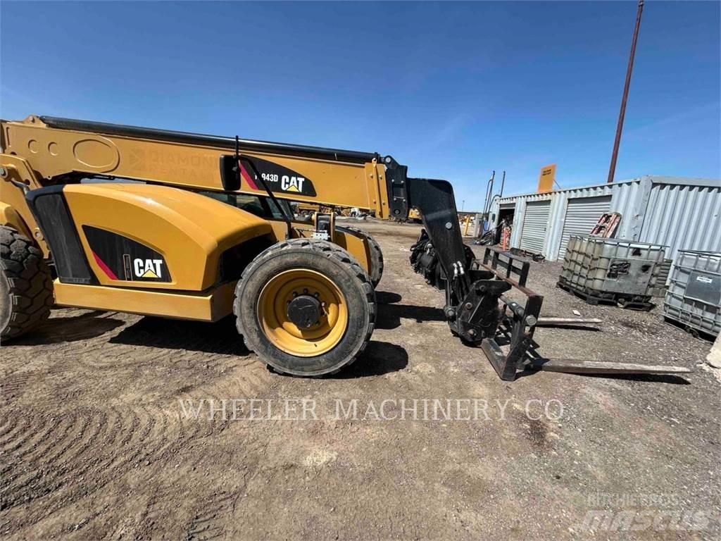 CAT TL943D CB Telescopic handlers