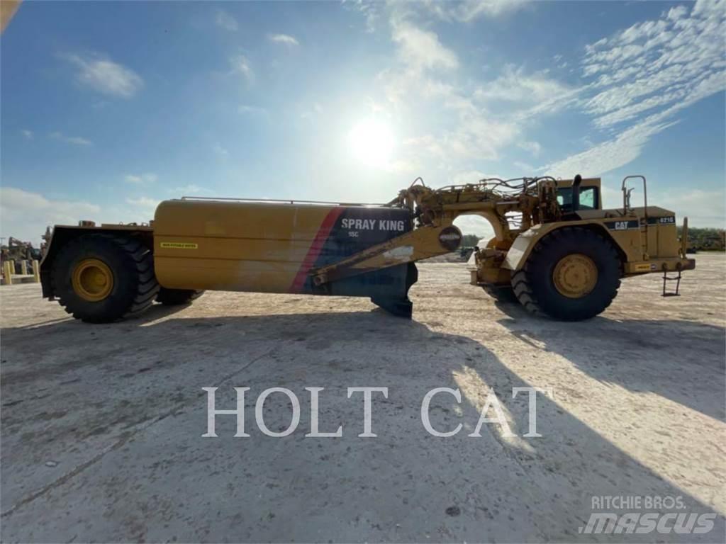 CAT W00 621G Scrapers