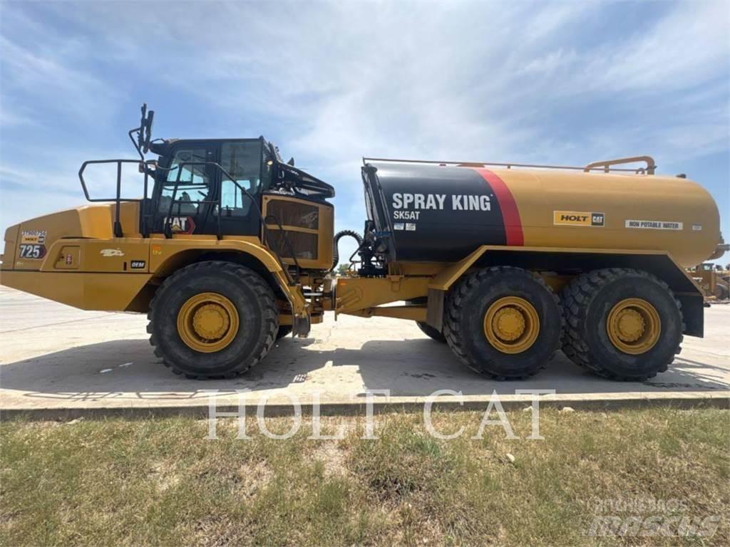 CAT W00 725 Tanker trucks