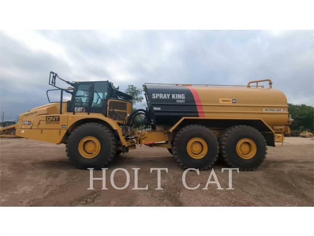 CAT W00 740GC Tanker trucks