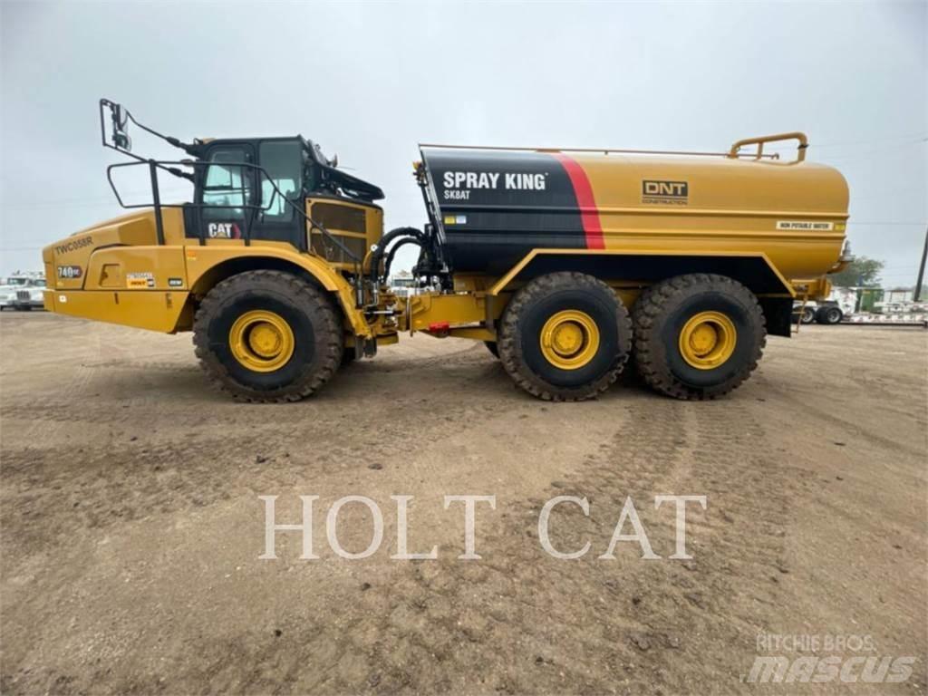 CAT W00 740GC Tanker trucks