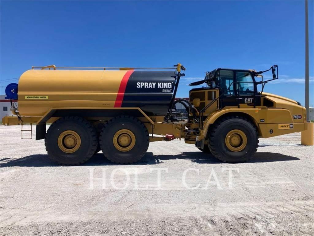 CAT W00 740GC Tanker trucks
