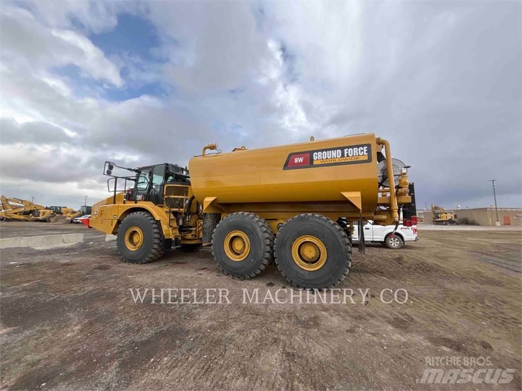 CAT WT 740 GC Tanker trucks