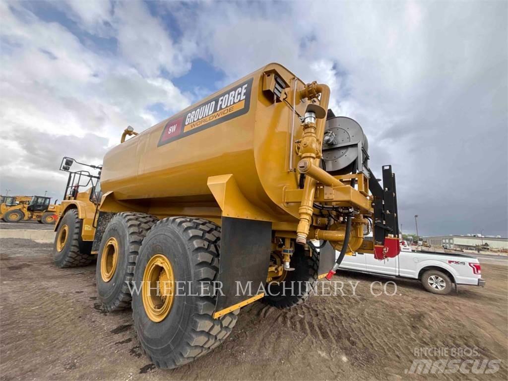 CAT WT 740 GC Tanker trucks