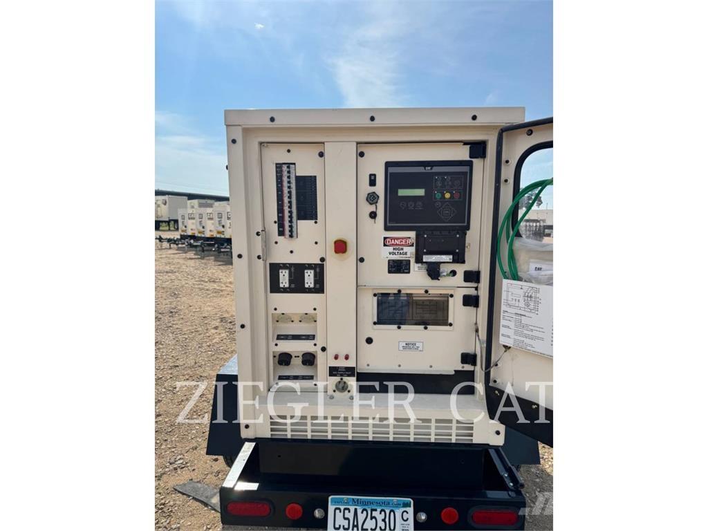 CAT XQ 35 Other Generators