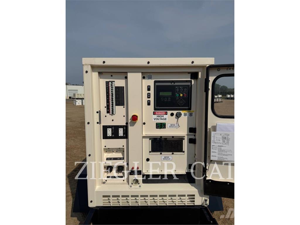 CAT XQ 35 Other Generators