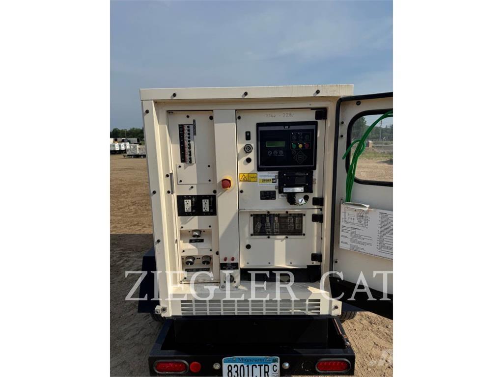 CAT XQ35T4 Other Generators