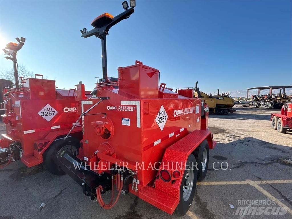 Crafco PATCHER IV Bitumen sprayers