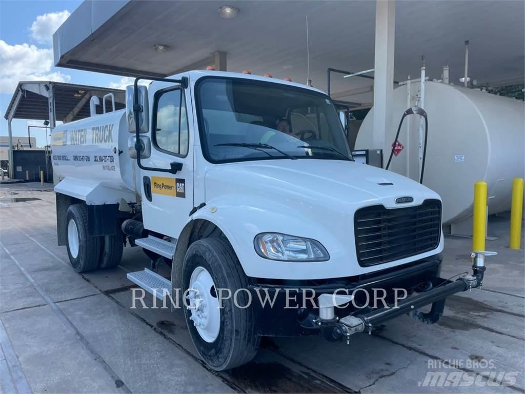 Freightliner WT2500 Tanker trucks