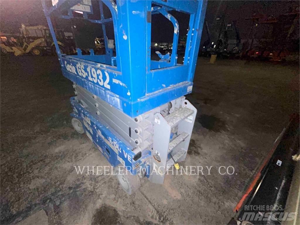 Genie GS1932 Scissor lifts