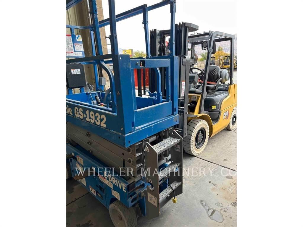 Genie GS1932 Scissor lifts