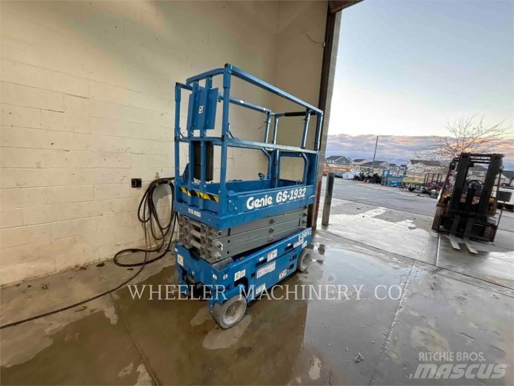 Genie GS1932 Scissor lifts